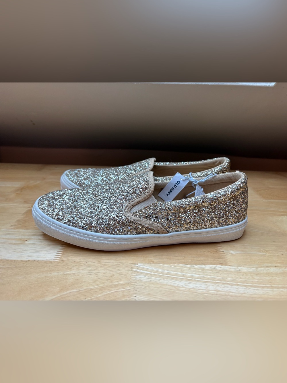 Old Navy Champagne Glitter Slip-On Sneakers | Women's Sz 8.5 - Picture 6 of 7
